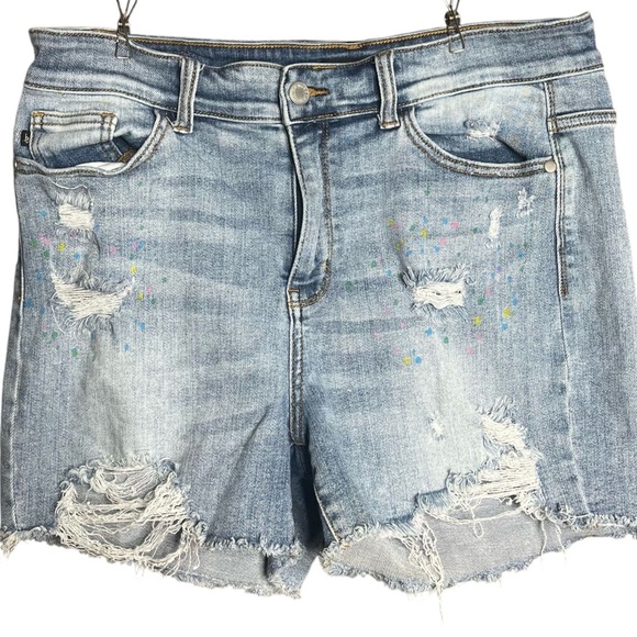 Judy Blue Paint splatter Denim Shorts Distressed Size XL High Rise - Picture 2 of 7